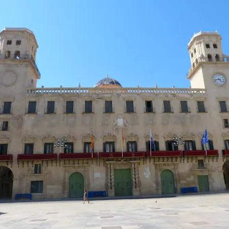 Very Flat Ust 800m Postiguet-beach *