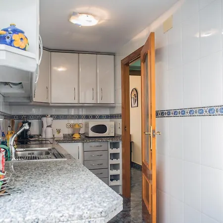 Very Flat Just 800m Postiguet-beach Und Parking Alicante