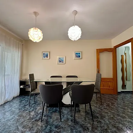 Very Flat Just 800m Postiguet-beach Und Parking